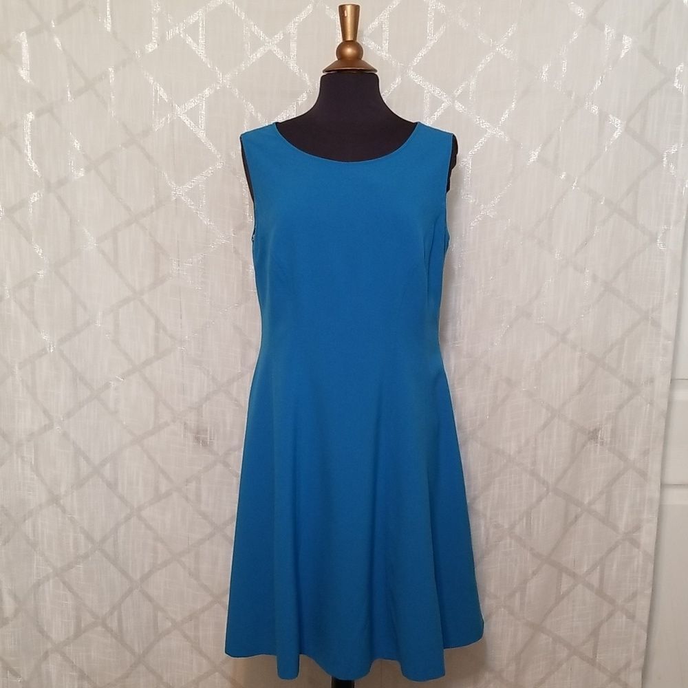 Tahari Arthur Levine Blue Sleeveless Dress Size 16 Plus